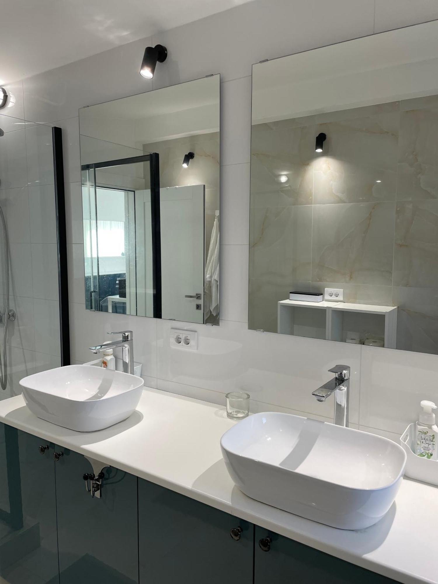 Lux House Olga Ruma