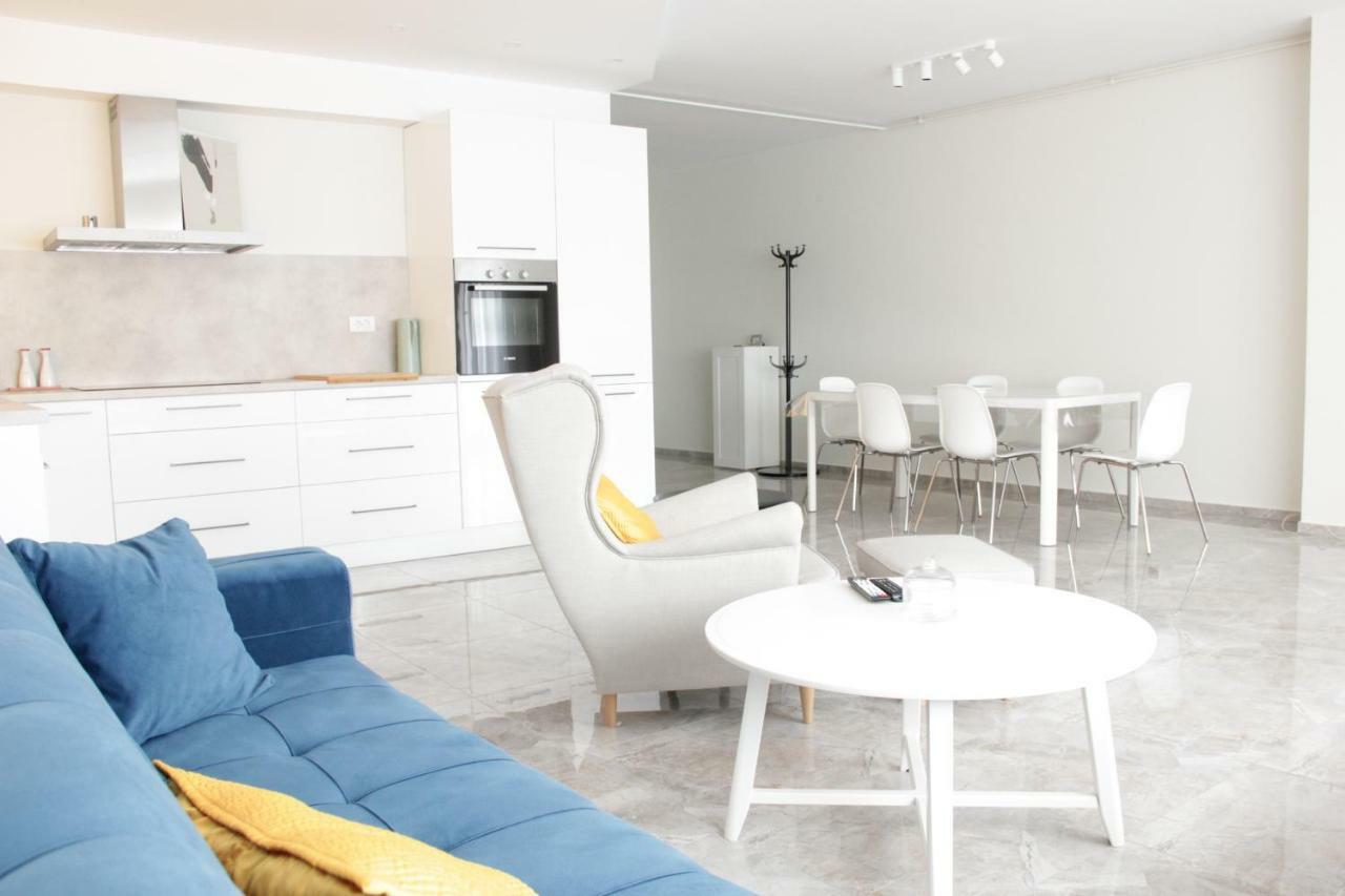 Lux House Olga