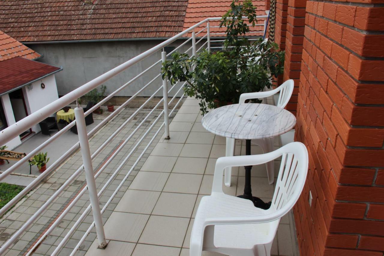 Lux House Olga Ruma