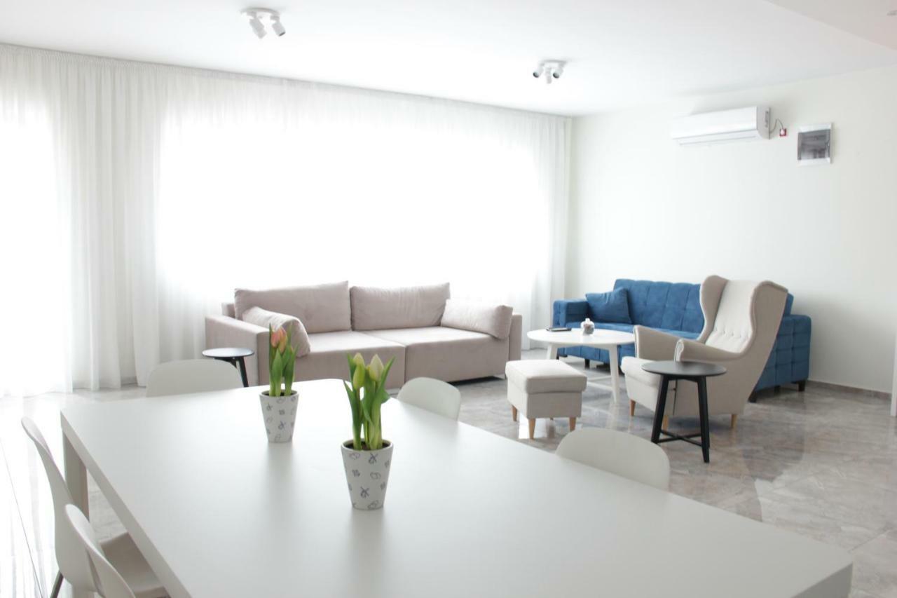 Lux House Olga Ruma